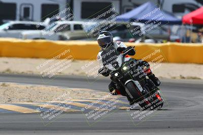 media/Apr-10-2022-SoCal Trackdays (Sun) [[f104b12566]]/Turn 2 (1135am)/